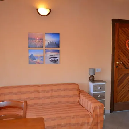 Mimose Apartment *